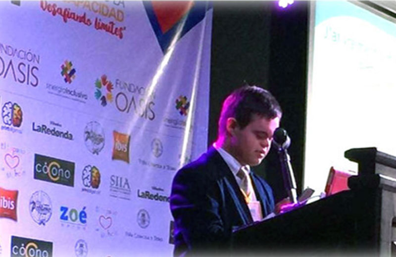 [Image: Down-Emmanuel-close.jpg]