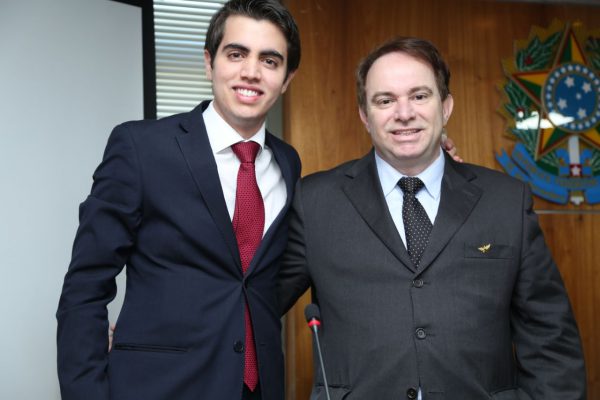 Mateus com o pai João Costa Ribeiro Filho - Foto: arquivo pessoal