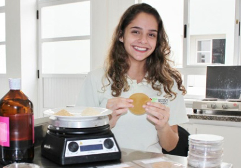 Juliana, 18 anos - Imagem: CNPq/Divulgação