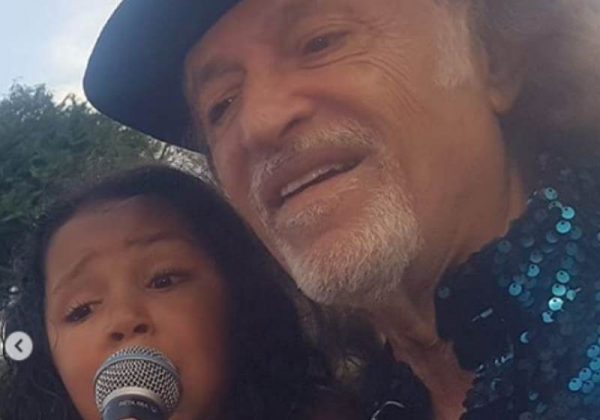 Alceu e Stella juntos no palco Foto: Instagram