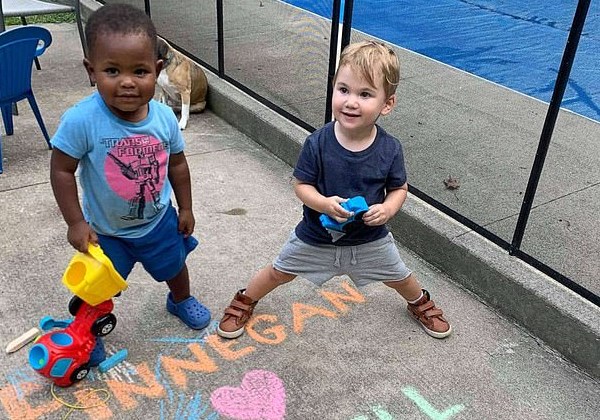 Maxwell (à esquerda) e Finnegan (à direita) são amigos' desde que se conheceram há mais de um ano Foto: Michael D Cisneros