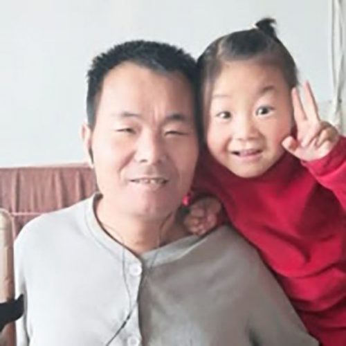 Jia Jia e o pai Tian - Foto: Kuaishou