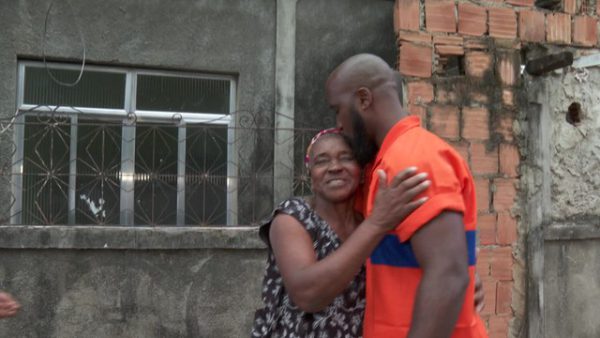 Dona Eli e Leandro - Foto: Foto: Reprodução/TV Globo