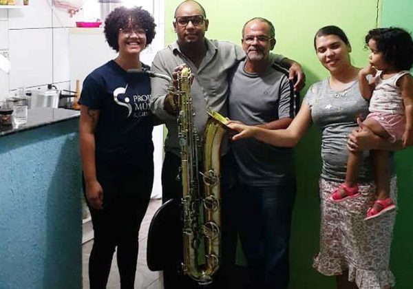 As famílias e o saxofone - Foto: arquivo pessoal