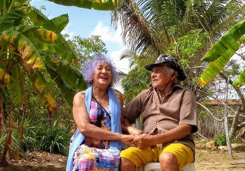Proibidos de se casar quando jovens, realizam sonho 63 anos depois